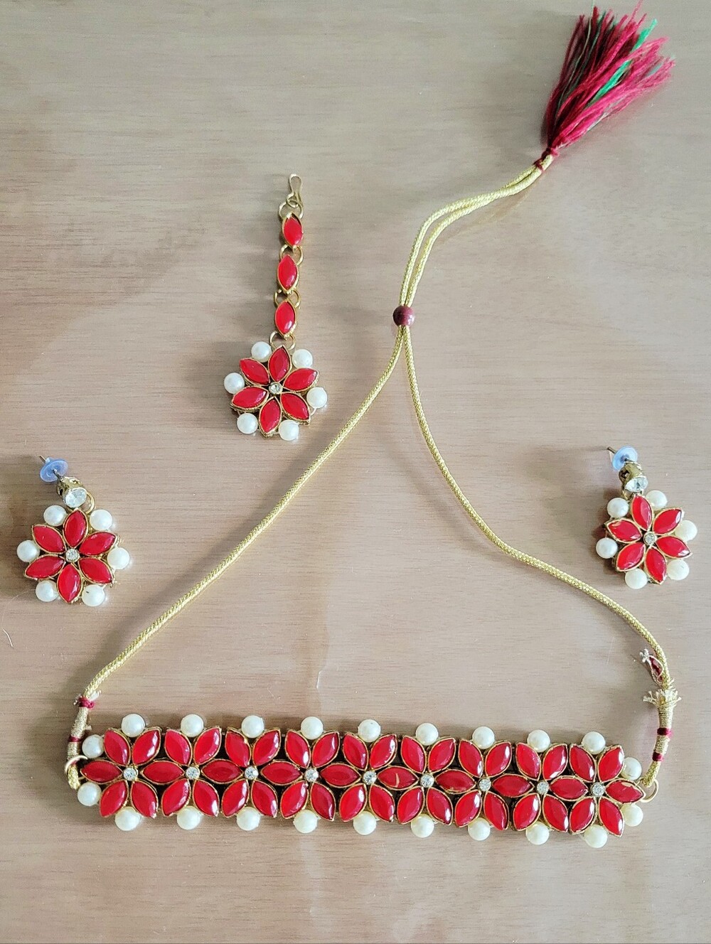 Traditional Kundan Choker Fashion Jewelry Set (Necklace, Earrings, Maang Tikka)